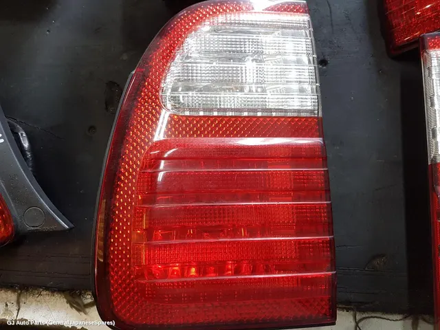 Rear Garnish
