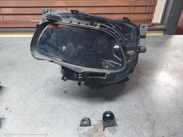 Left Headlamp