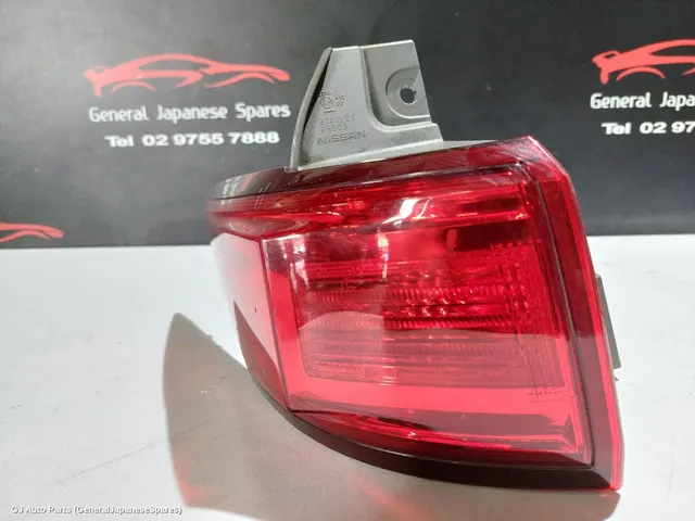 Left Taillight