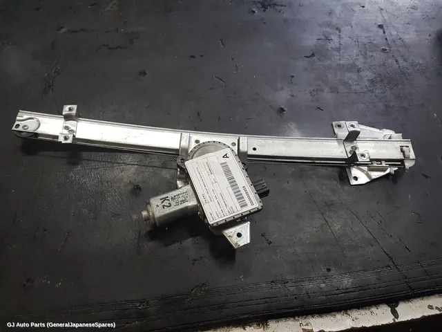 Right Front Window Reg/Motor
