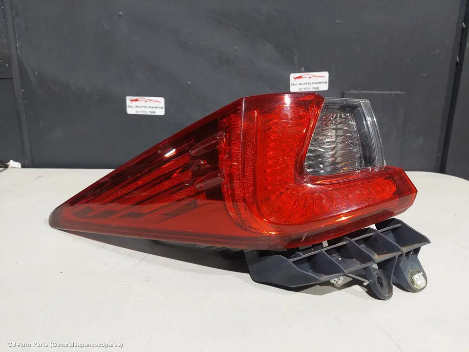 Left Taillight