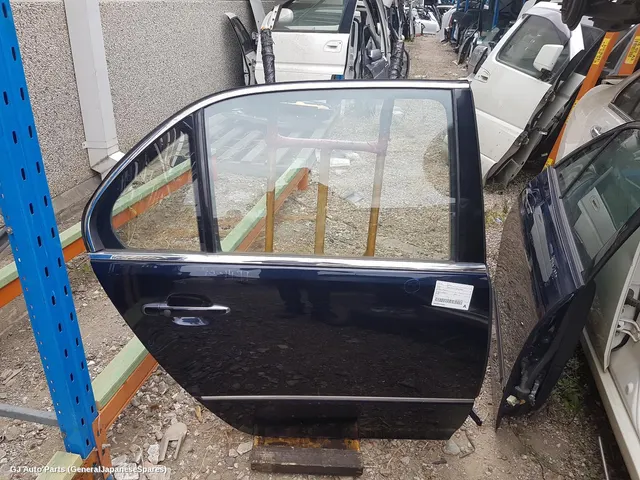 RIGHT_REAR_DOOR_SLIDING