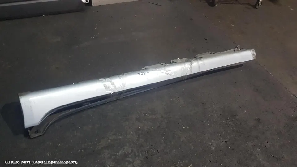 Side Step/Skirt
