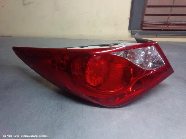 Left Taillight