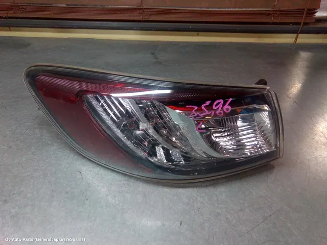Left Taillight