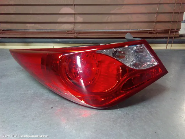 Left Taillight