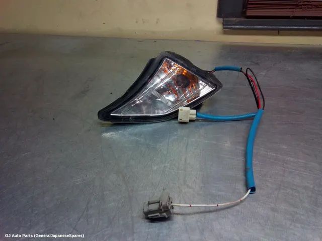 Right Indicator/Fog/Side